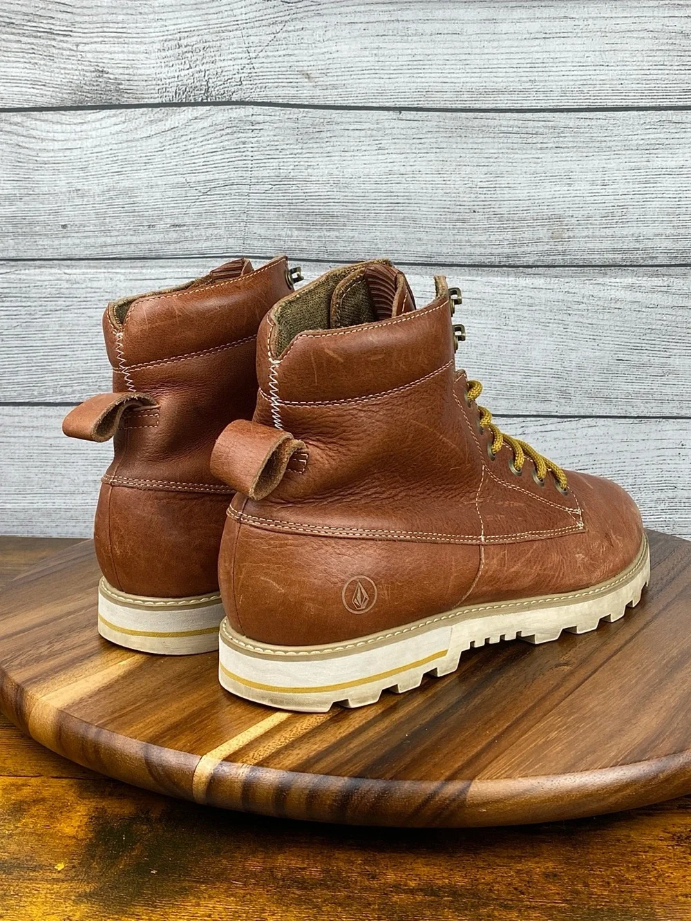 Volcom Smithington Rust Brown Lace Up Boots Men’s Shoe Size 11